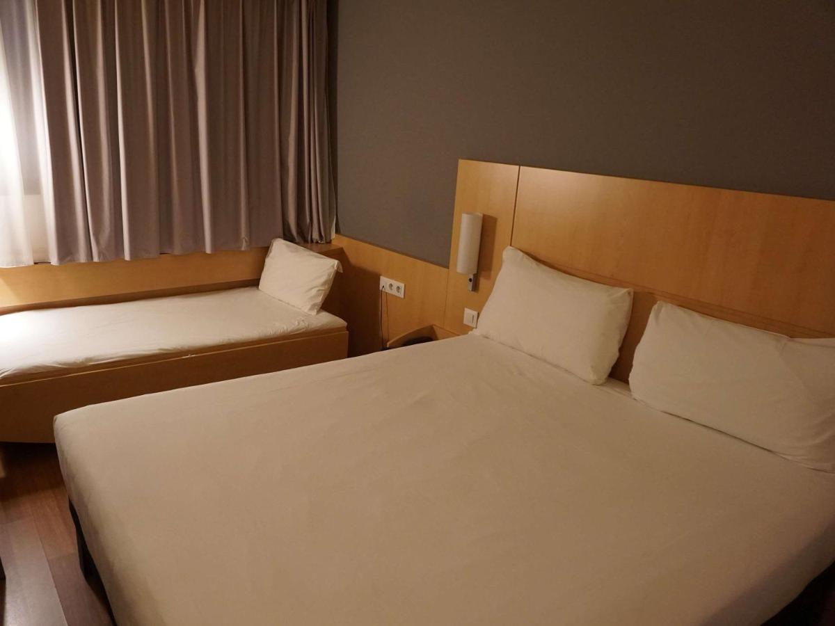 Ibis Girona Hotel Eksteriør billede